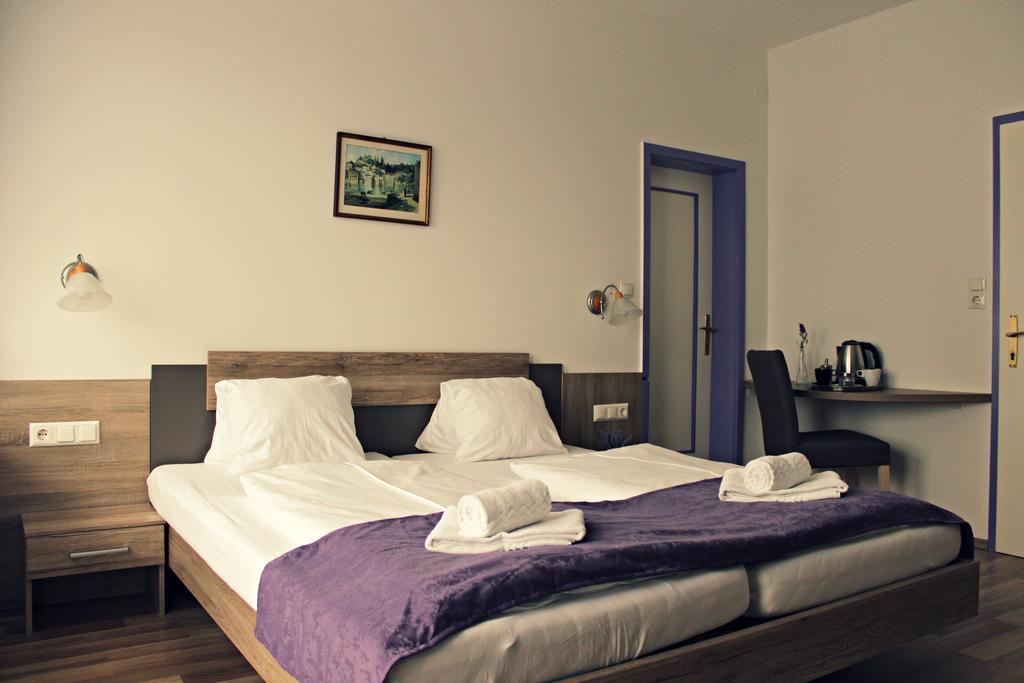 Hotel Haus Lavendel Ossiach Esterno foto